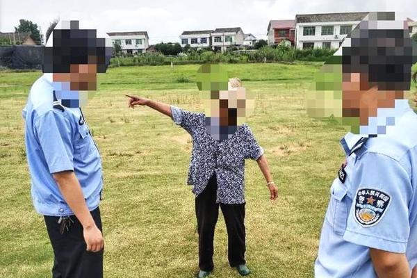 漫威蜘蛛侠重制版神经质成就怎么做